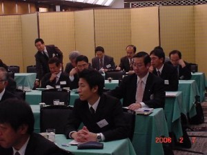 麹町支部長も会務をなげうって参加です