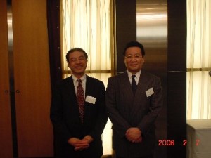 三田法曹会のツートップ・澤田副幹事長（左）と野崎幹事長